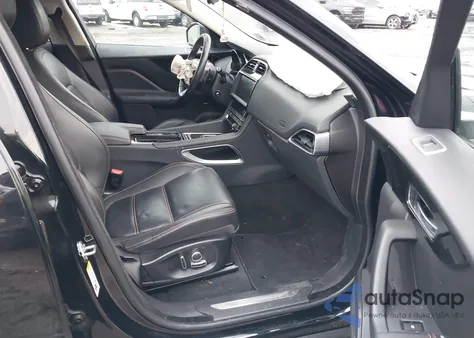 2020 Jaguar F-Pace 30T Prestige z USA, uszkodzony, nr VIN SADCK2GX2LA632765